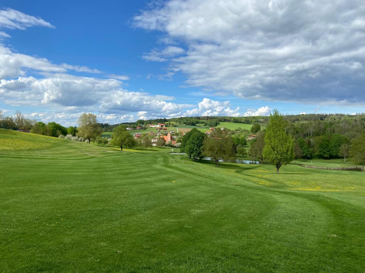 Golfchalet Uttlau Bad Griesbach  Luaran gambar